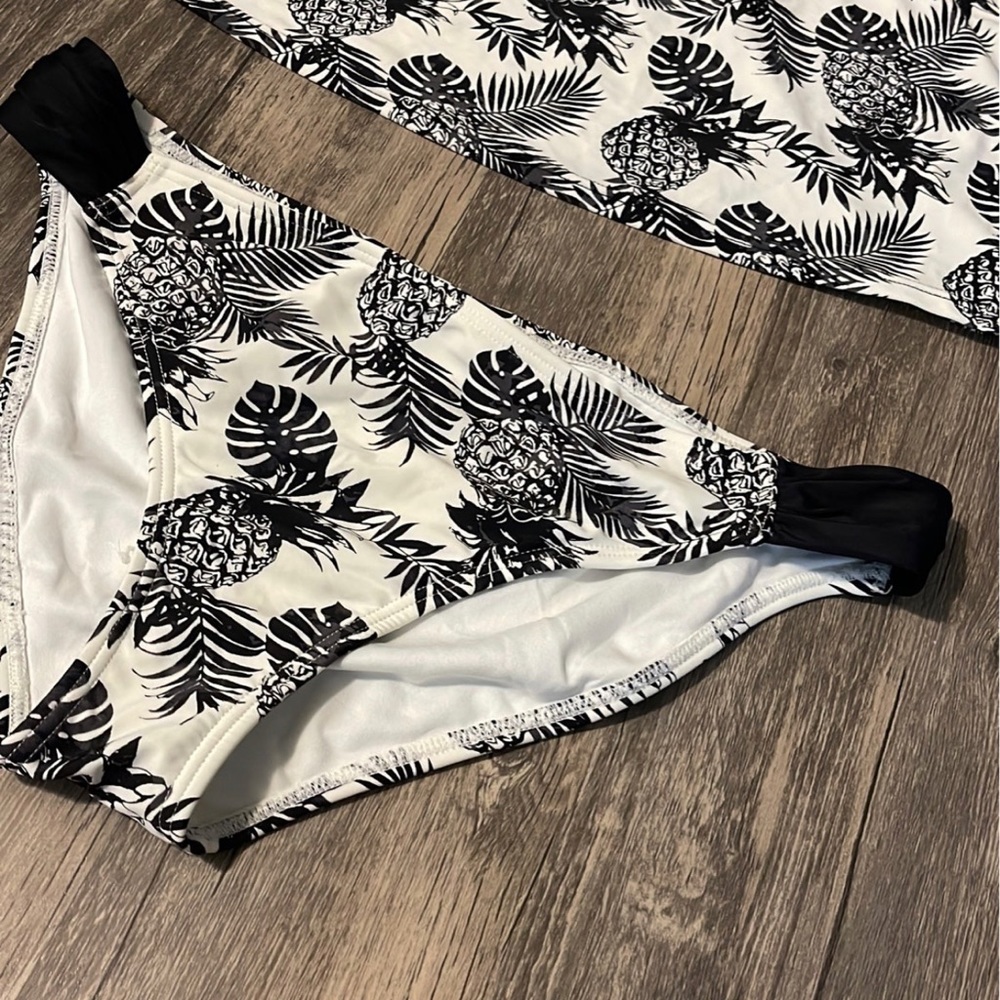 Arizona Jean co. Womens Pineapple Bikini Set size XL - Picture 3 of 8